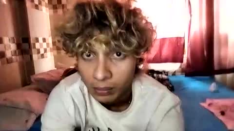 tubebecito12 online show from November 2025 08:09:01 PM