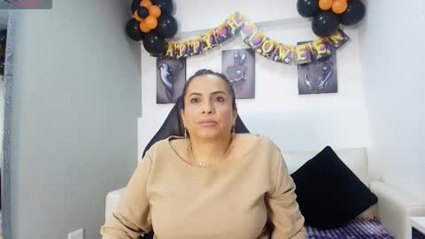 Snapshot of tugochita chatting on October 2025 12:48:02 PM TuGochita online show from October 2025 12:48:02 PM