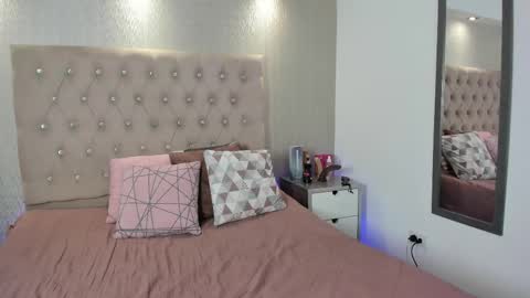 Snapshot of tugochita chatting on February 2026 08:12:02 PM TuGochita online show from February 2026 08:12:02 PM