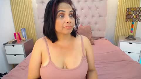 Snapshot of tugochita chatting on April 2026 08:04:02 PM TuGochita online show from April 2026 08:04:02 PM