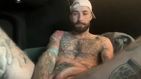 Tuhands online show from October 2025 01:29:01 PM