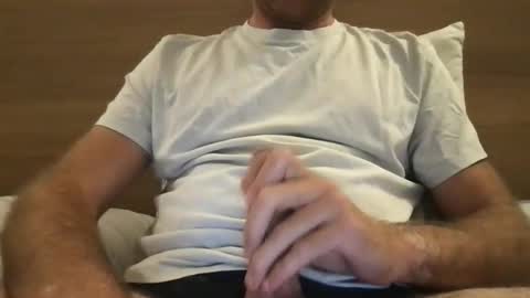 tulaveux06 online show from October 2025 04:26:01 PM