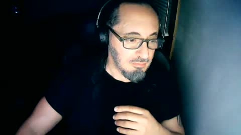 Snapshot of tuscan_taurus chatting on August 2026 07:51:01 AM tuscan_taurus online show from August 2026 07:51:01 AM