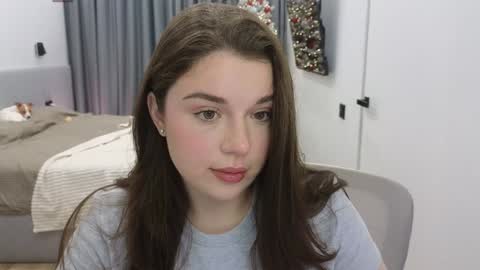 Ariana online show from December 2024 08:42:01 PM