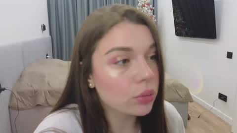 Ariana online show from January 2025 08:44:01 PM