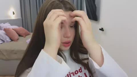 Ariana online show from March 2025 09:48:02 PM