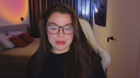 Ariana online show from October 2025 09:04:01 PM