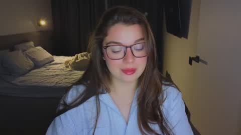 Ariana online show from October 2025 08:22:02 PM