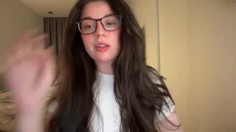 Snapshot of tutti_frutti_ chatting on June 2026 08:13:02 PM Ariana online show from June 2026 08:13:02 PM