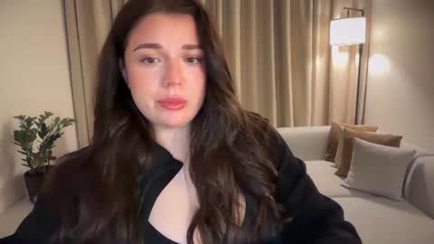 Snapshot of tutti_frutti_ chatting on July 2026 07:20:01 PM Ariana online show from July 2026 07:20:01 PM