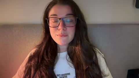 Snapshot of tutti_frutti_ chatting on July 2026 08:51:02 PM Ariana online show from July 2026 08:51:02 PM