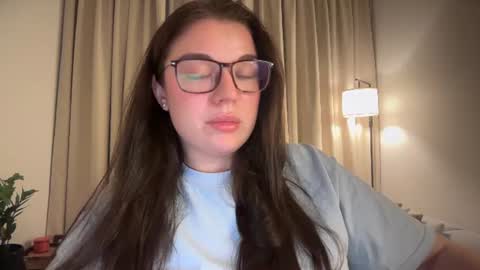 Snapshot of tutti_frutti_ chatting on July 2026 08:29:01 PM Ariana online show from July 2026 08:29:01 PM