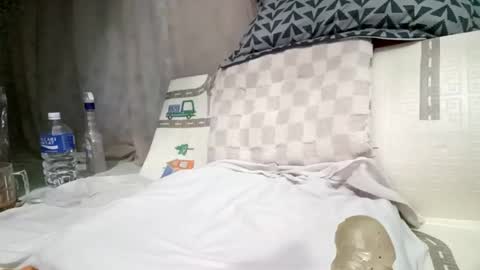 tuylip_sex online show from November 2025 06:46:02 PM