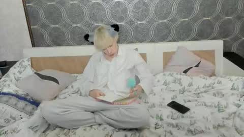 Snapshot of tuz94 chatting on February 2026 05:03:01 PM Dan online show from February 2026 05:03:01 PM