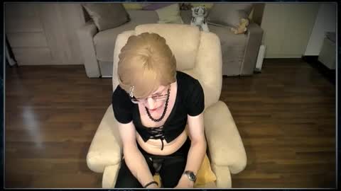 Clementine online show from October 2025 08:17:01 AM