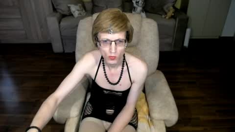 Clementine online show from April 2026 01:41:01 PM