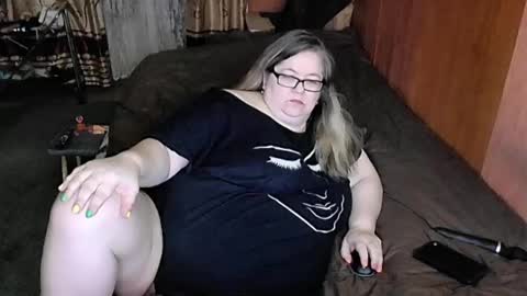 Lana online show from February 2025 11:16:01 PM