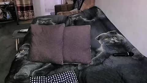 Lana online show from September 2025 12:02:02 AM