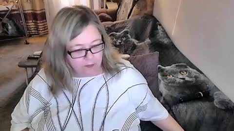 Lana online show from October 2025 12:22:02 AM