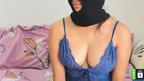 A  M On vacation till 28th online show from September 2025 01:49:02 AM