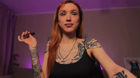 Snapshot of twiinkie_pie chatting on November 2025 05:22:01 PM Maria 3 online show from November 2025 05:22:01 PM