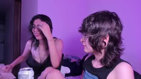 Eve  Lili online show from November 2025 10:07:02 PM