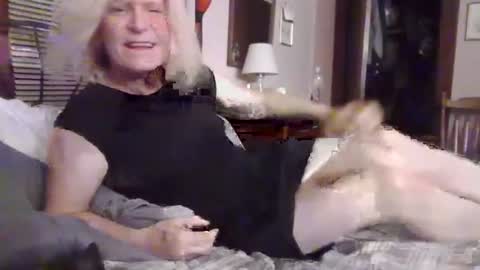 Kitten online show from July 2026 05:32:02 AM