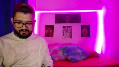 TwinFlamesXX online show from September 2025 12:48:02 AM