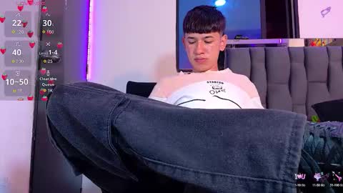 Snapshot of twink_daren chatting on September 2025 05:02:02 PM Mr Daren online show from September 2025 05:02:02 PM