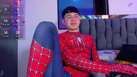 Snapshot of twink_daren chatting on September 2025 05:35:01 PM Mr Daren online show from September 2025 05:35:01 PM