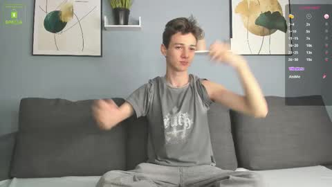 Snapshot of twinkguy_slim chatting on September 2025 04:28:02 PM Viego Pattel online show from September 2025 04:28:02 PM