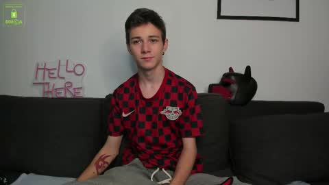 Snapshot of twinkguy_slim chatting on September 2025 04:36:02 AM Viego Pattel online show from September 2025 04:36:02 AM