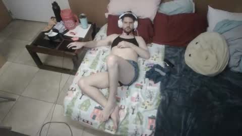 Snapshot of twinkie7 chatting on October 2025 05:08:02 AM Twinkie 333 online show from October 2025 05:08:02 AM