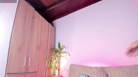 Snapshot of twinksboys_23 chatting on October 2025 11:33:02 AM twinksboys_23 online show from October 2025 11:33:02 AM