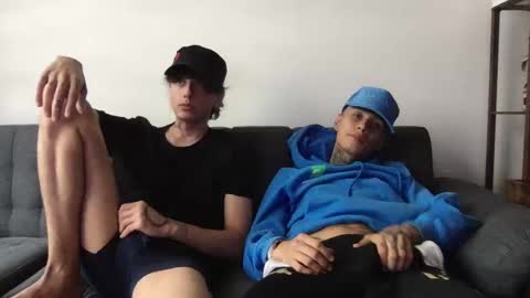 Derrick online show from September 2025 04:53:02 PM