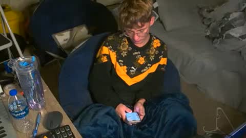 Snapshot of twinktools chatting on September 2025 01:56:02 PM shytwink online show from September 2025 01:56:02 PM