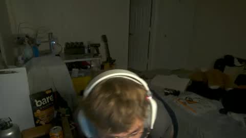 Snapshot of twinktools chatting on October 2025 05:21:02 PM shytwink online show from October 2025 05:21:02 PM