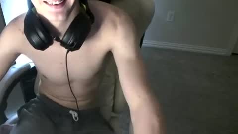 Snapshot of twinktools chatting on January 2026 09:31:01 PM shytwink online show from January 2026 09:31:01 PM