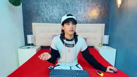 twinslovers_ online show from October 2025 08:51:01 PM