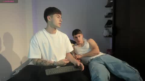 twintease online show from February 2025 01:55:02 AM