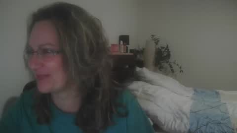 twonix online show from November 2025 04:49:01 PM