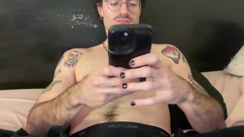 twunkymikey online show from January 2025 02:25:01 AM