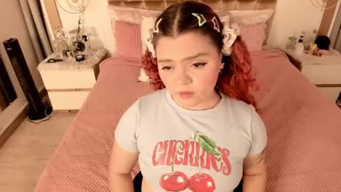 Twiggy online show from March 2025 08:34:01 PM