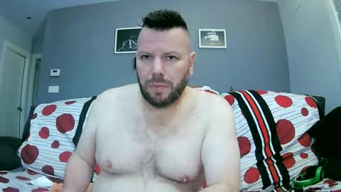 Txan  Chan online show from January 2026 11:30:02 PM