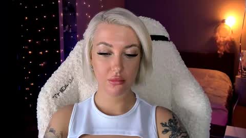 Miley online show from December 2024 03:32:02 PM