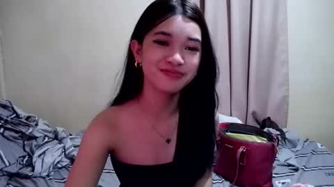 Snapshot of tyladine chatting on October 2025 05:57:02 AM tyladine online show from October 2025 05:57:02 AM