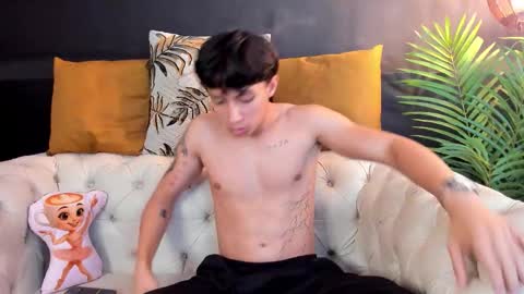 Snapshot of tyler_durtenn chatting on October 2025 03:28:01 AM Tyler online show from October 2025 03:28:01 AM