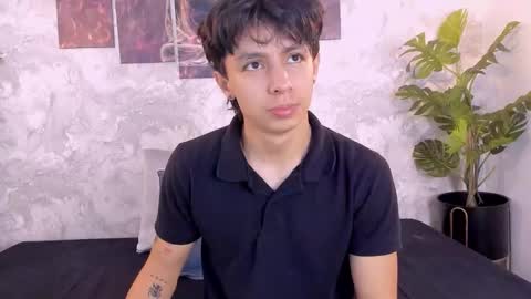 Snapshot of tyler_durtenn chatting on October 2025 01:28:01 PM Tyler online show from October 2025 01:28:01 PM