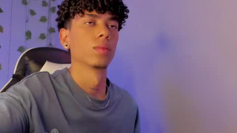 Snapshot of tyler_garcia_ chatting on February 2025 02:59:02 AM Tyler Garcia online show from February 2025 02:59:02 AM