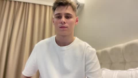 tyler_garrner online show from September 2025 05:35:02 PM